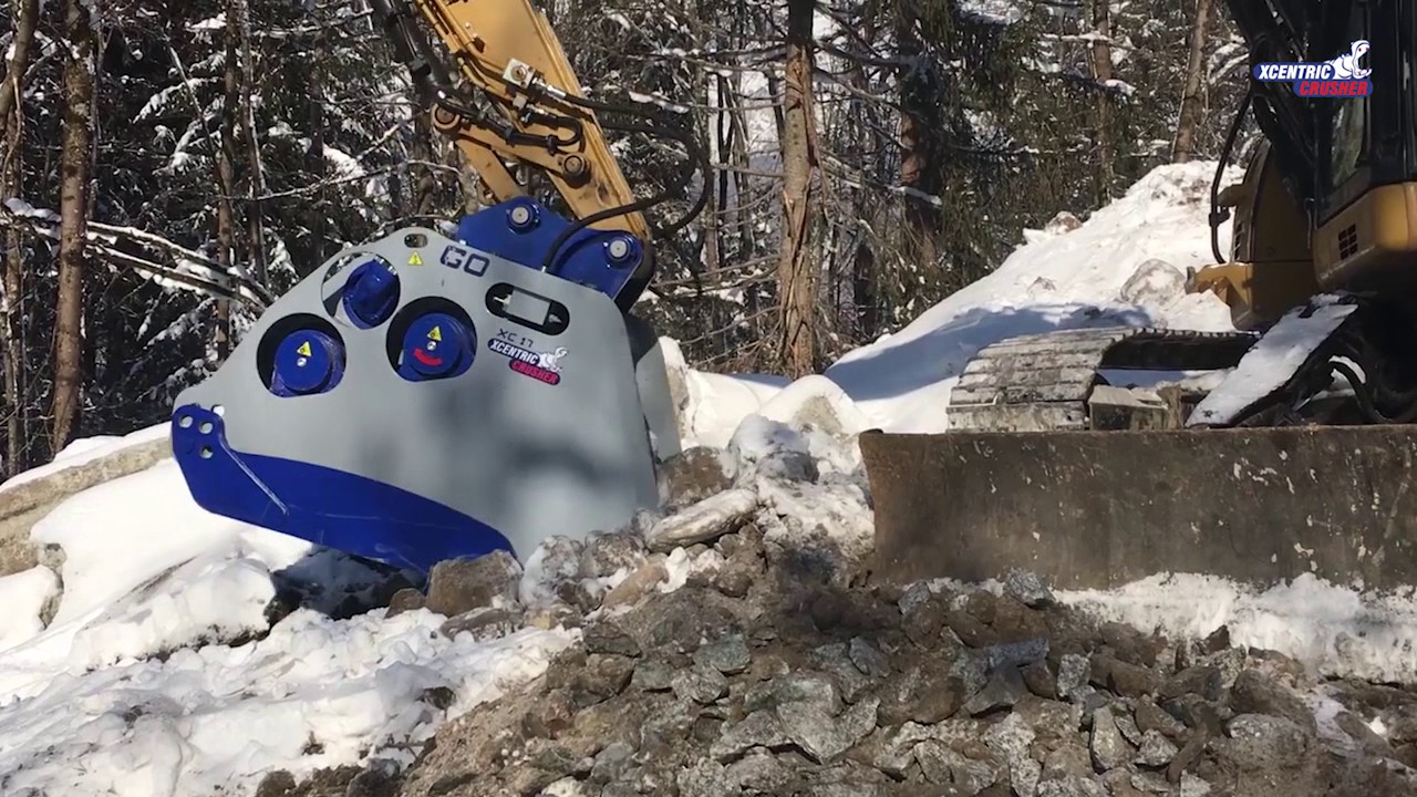 Xcentric Crusher XC17, le godet concasseur performant, concassage de granite