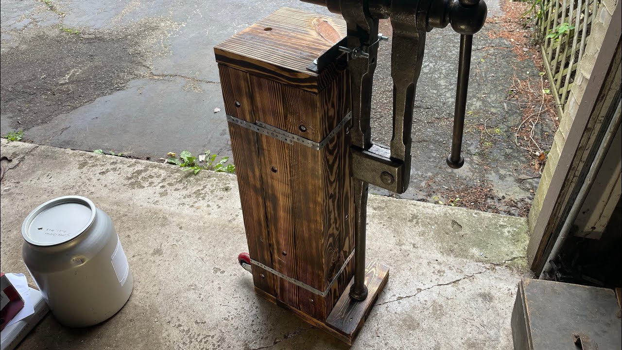 Post Vice / Leg Vice Stand - complete build!