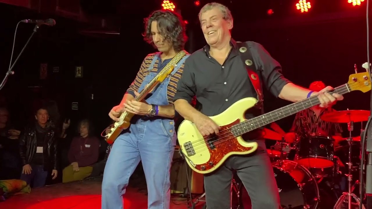 Band of Friends. Rory Gallagher Overnight Bag, Live Razz 3 Barcelona.