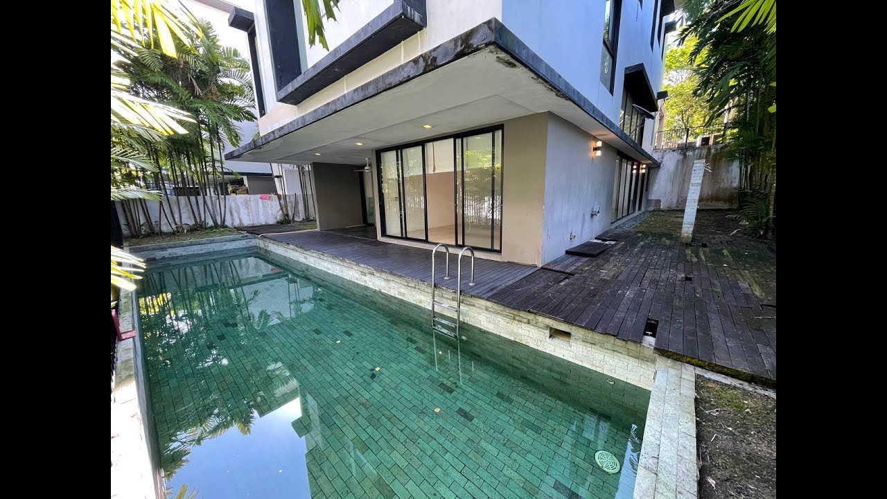 RM3.3 Million End Lot Freehold Bungalow With Huge Private Pool 20 Trees West Taman Melawati