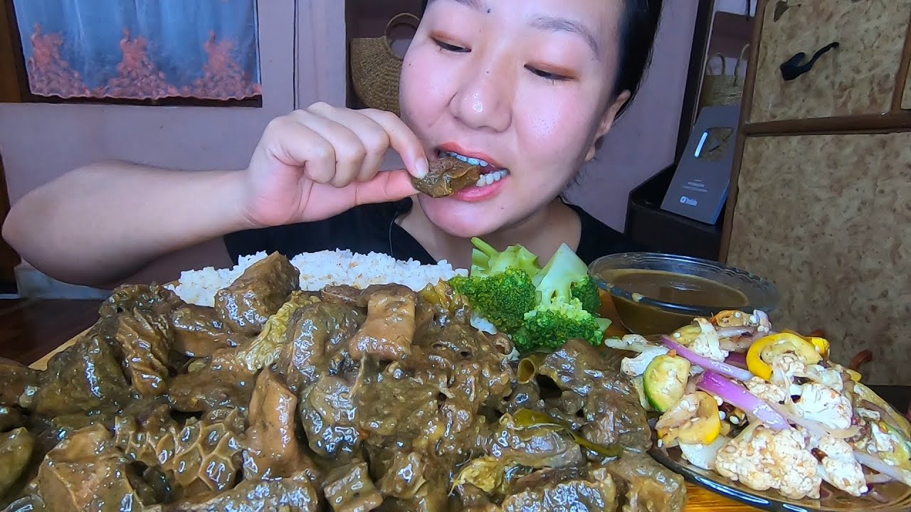 Buff Innards Curry || Bitter Eggplant, Cauliflower Singju || Rice And Extra Gravy Mukbang