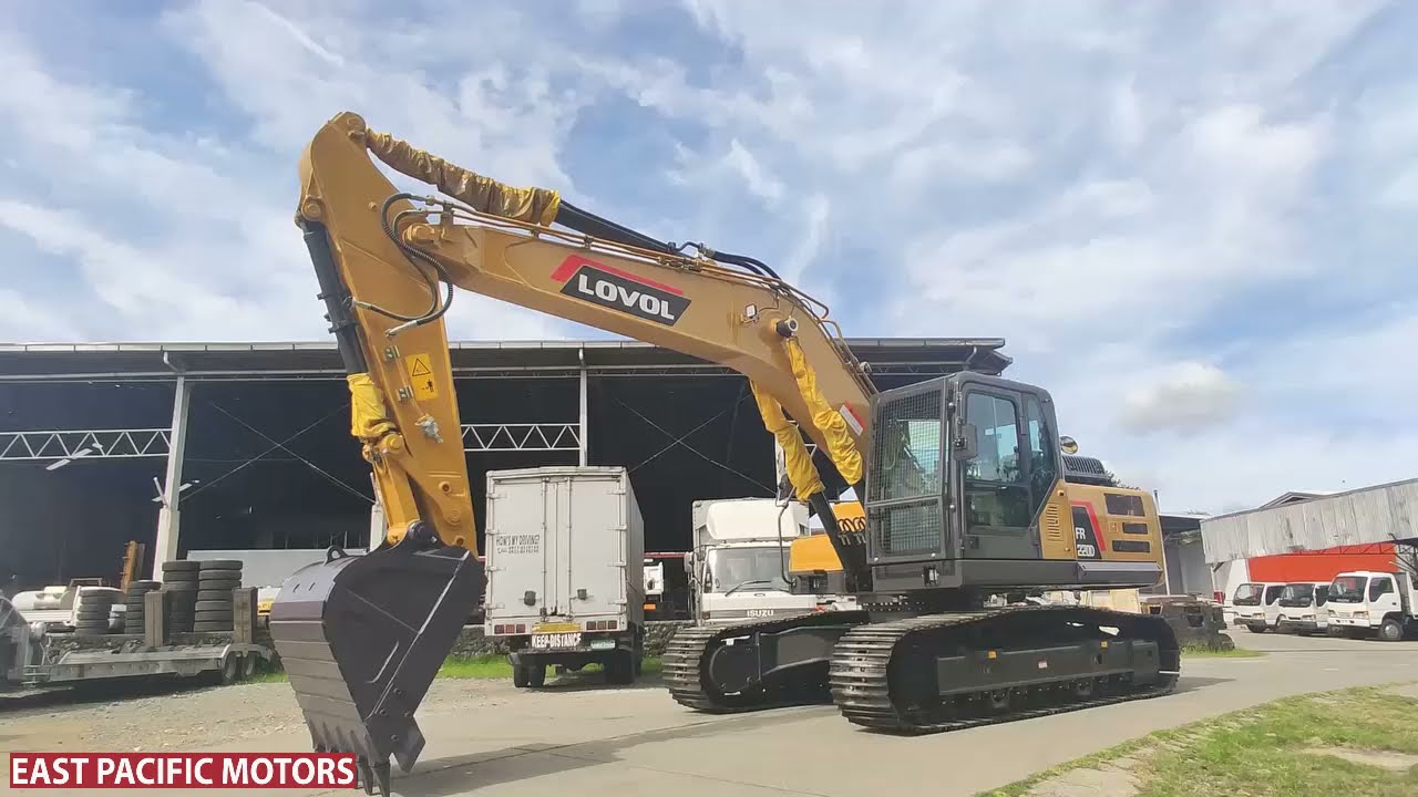 LOVOL FR220D EXCAVATOR