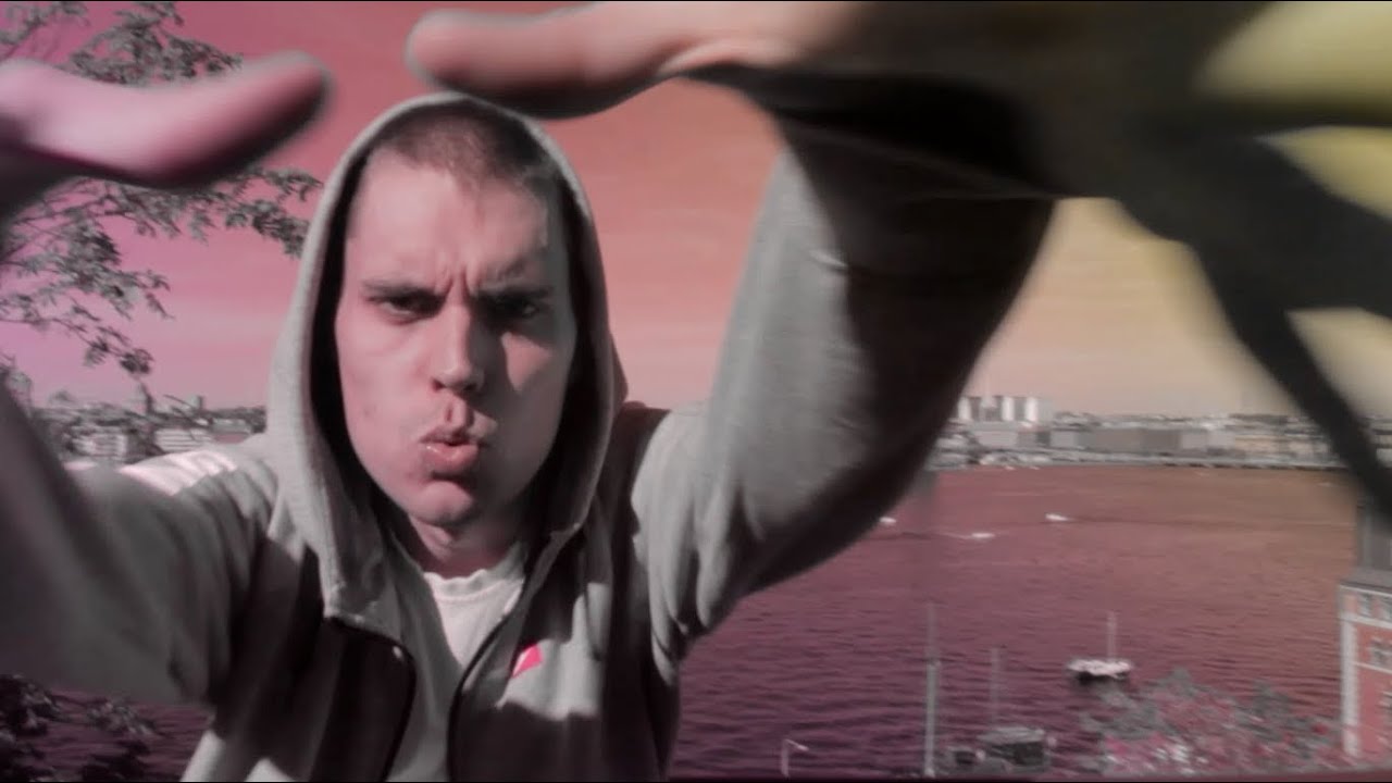 Danish - Solo (Musikvideo) | Officiell