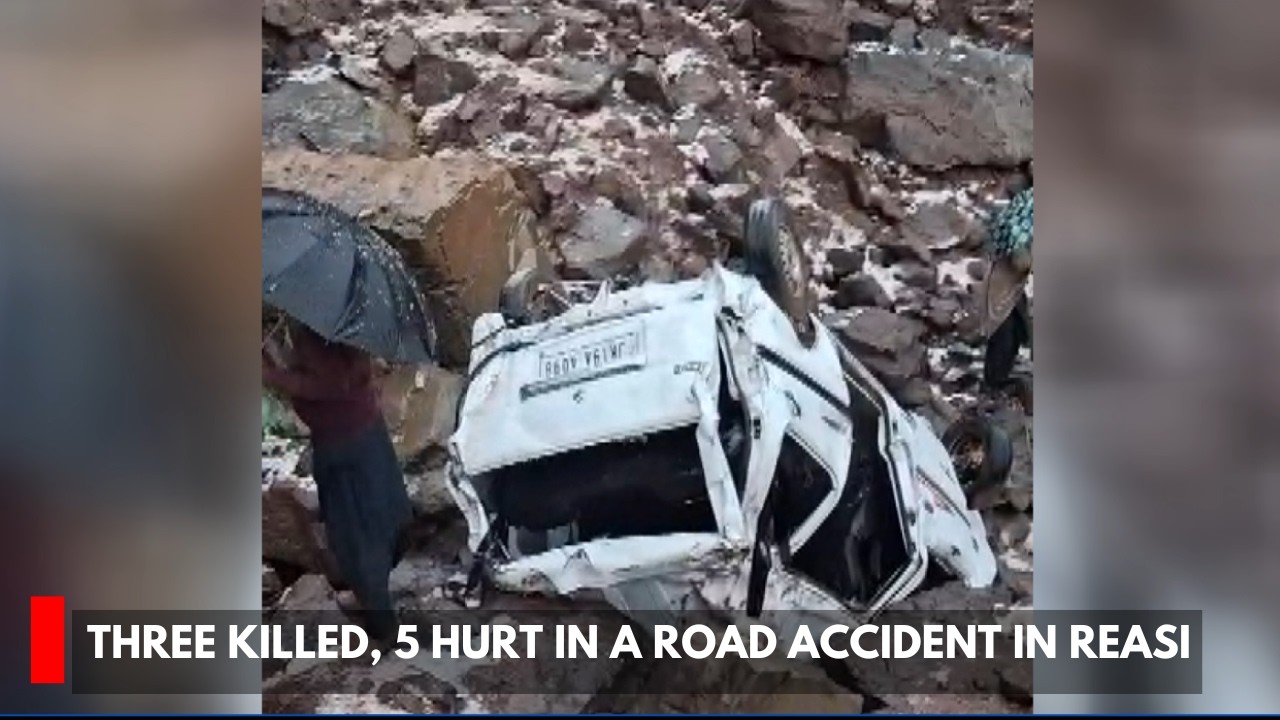 Three killed, 5 hurt in a road accident in Reasi