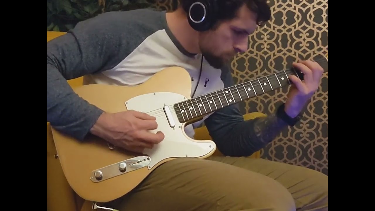Fender JV 60s modified Telecaster into a Super Reverb tone master amp