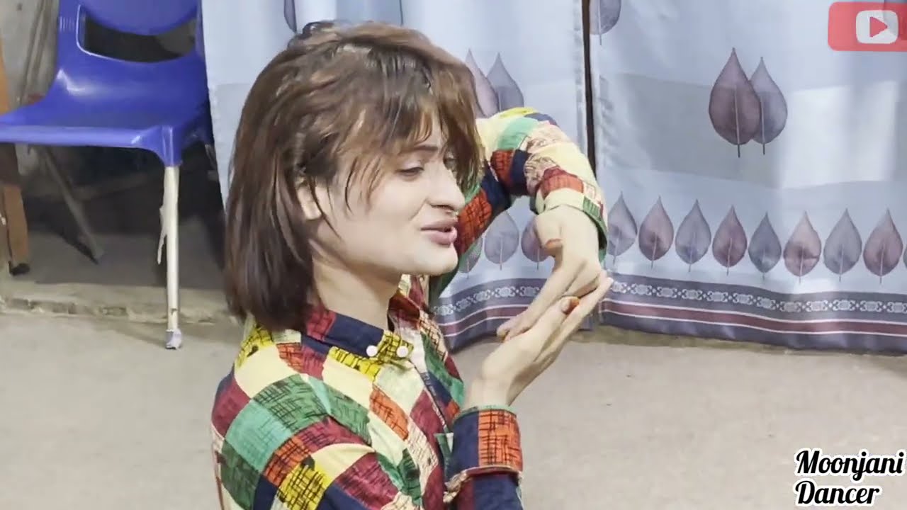 JO_BACHA_THA_-_NOOR_JEHAN_-_UMRAO_JAN_ADA_-_PAKISTANI_FILM_SONG.mp3MoonJaniDancer