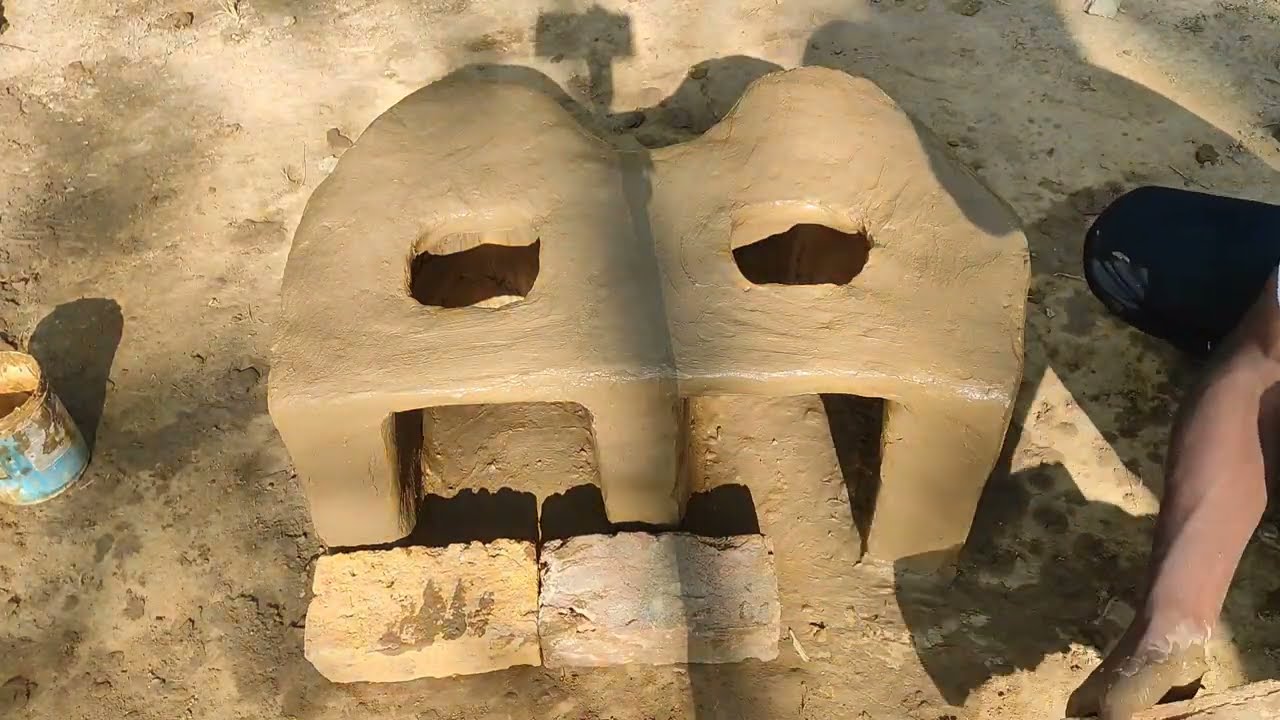 Traditional Double Burner Clay Stove Making in a Village” Creative Nashir studio.