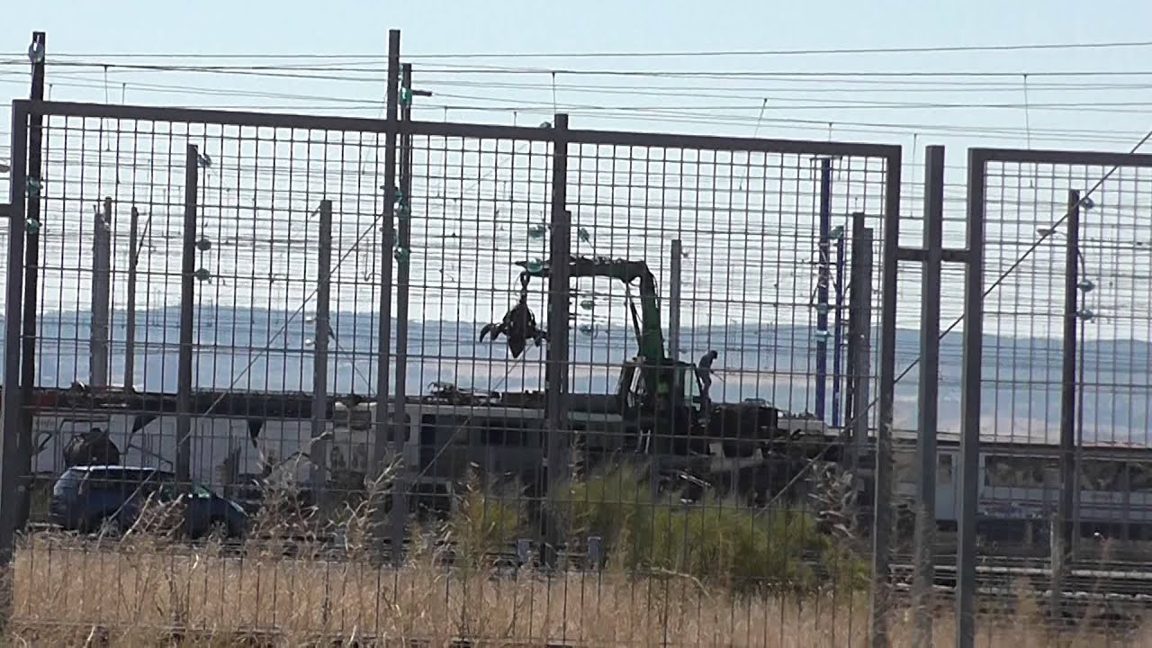 Desguace de locomotora 269