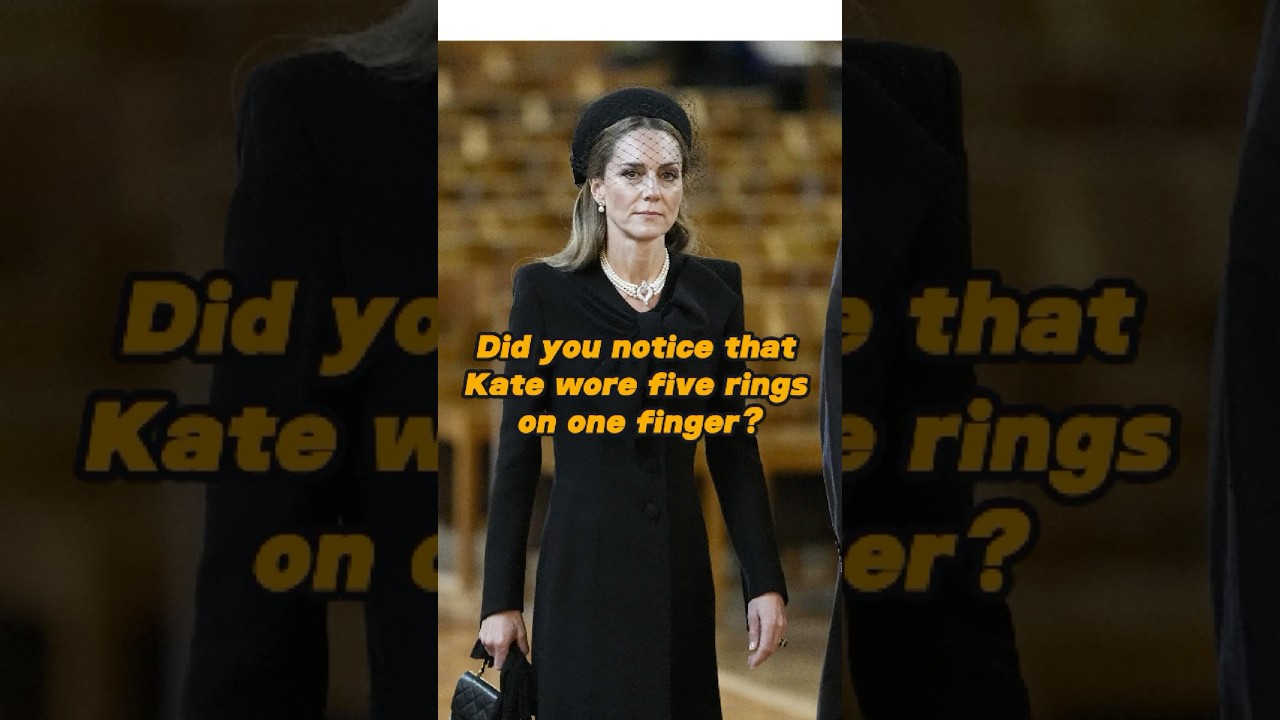 Вы заметили, что Кейт носила пять колец на одном пальце? #katemiddleton#royalfamily#usa#fyp#foryo...