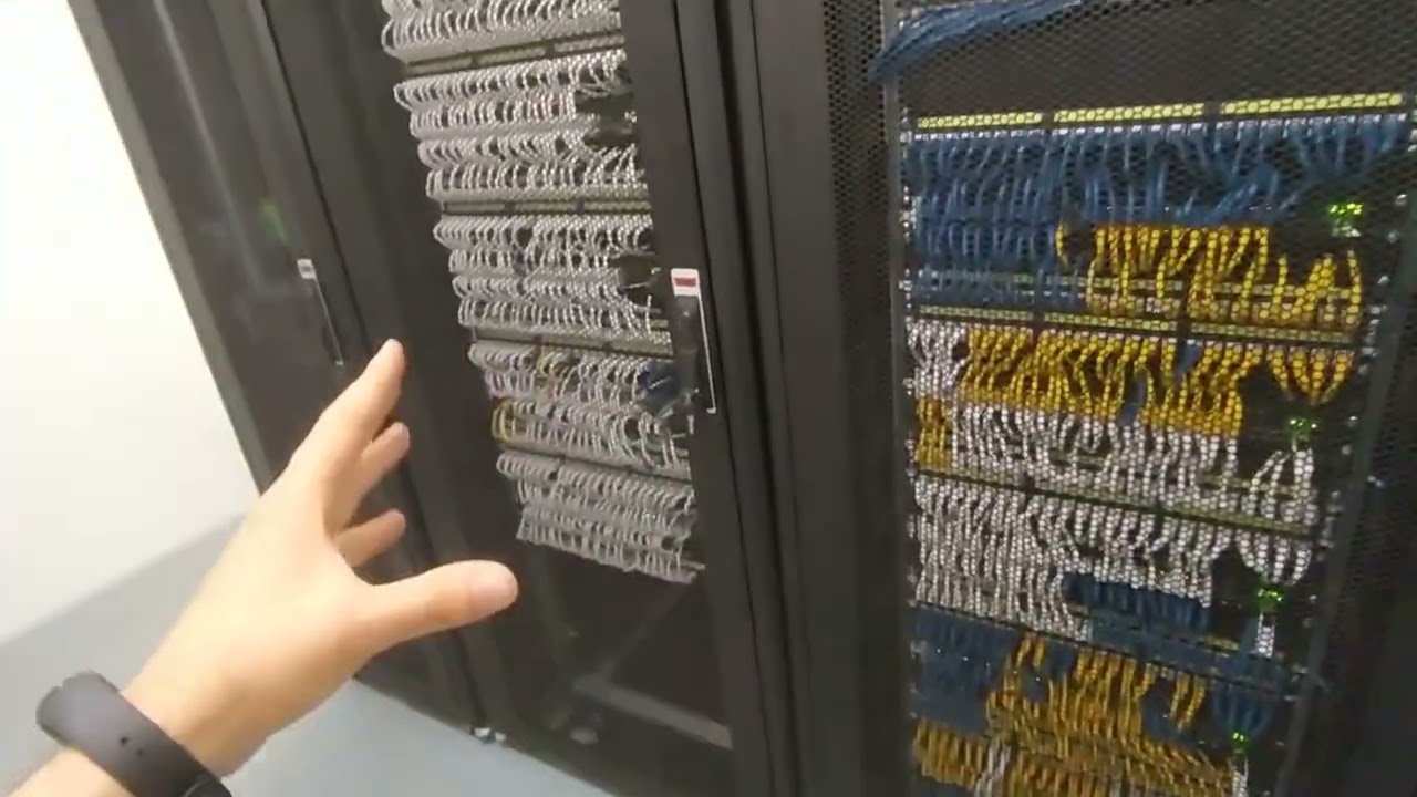 SİSTEM ODASI | Bilgi İşlem Server Odasında Hangi Cihazlar Bulunur