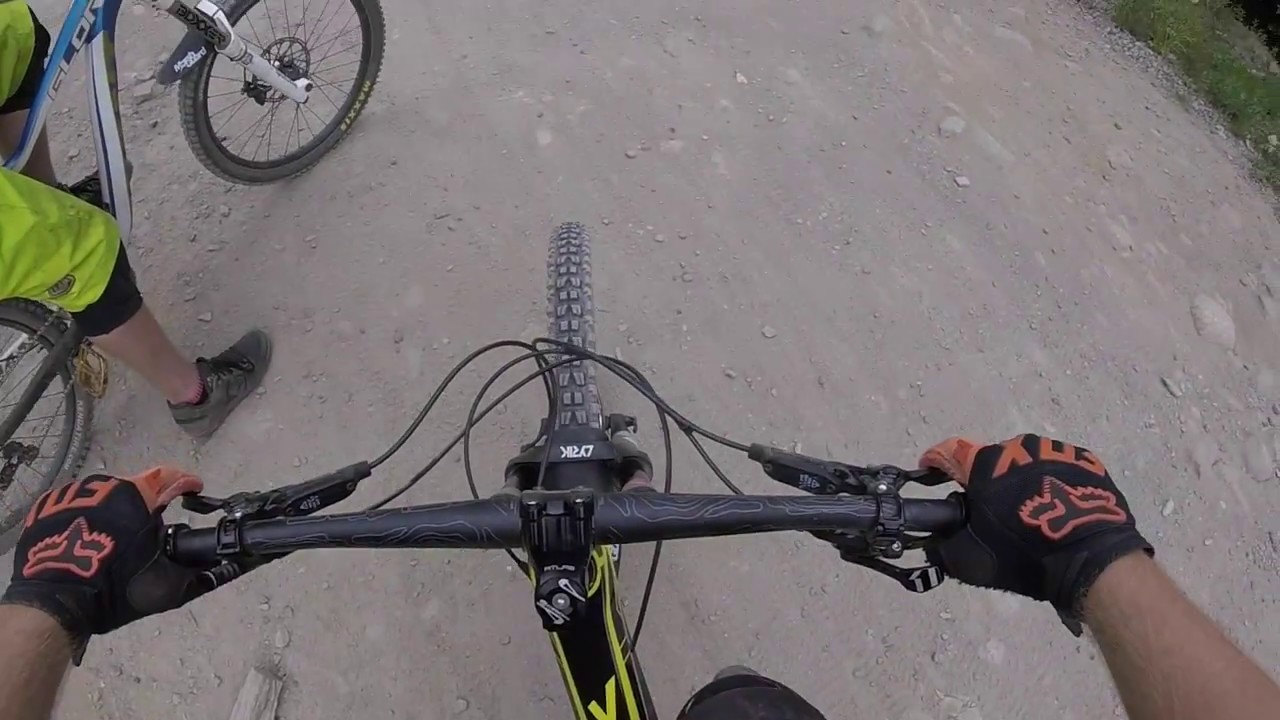 YT Capra (Whistler Bike Park) 2017
