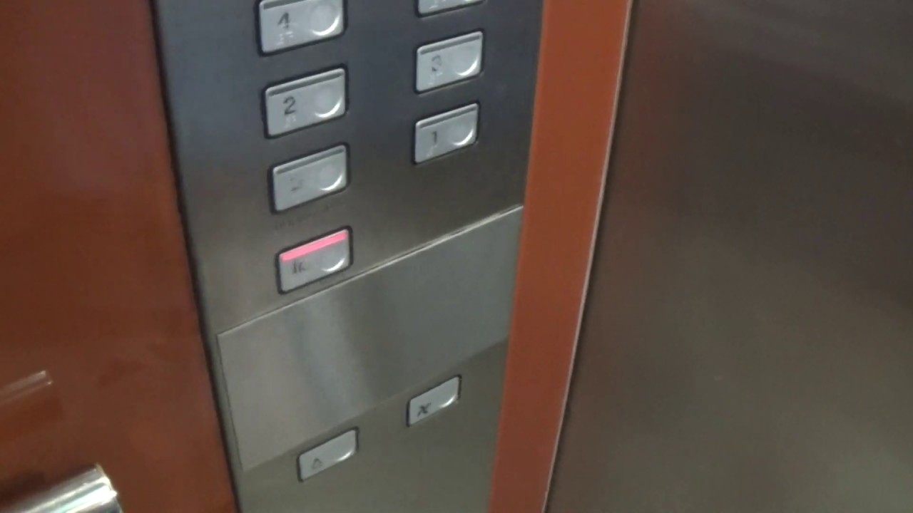BUSY! 2002 Schindler 100IL traction elevators @ Kiryat Ono Mall, Kiryat Ono, Israel.