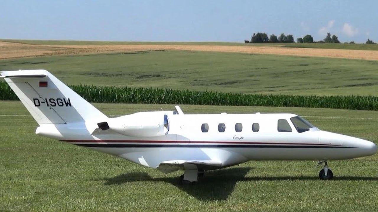 CESSNA CITATION JET TYPE C525 RC SCALE MODEL AIRLINER WITH REVERSE THRUST