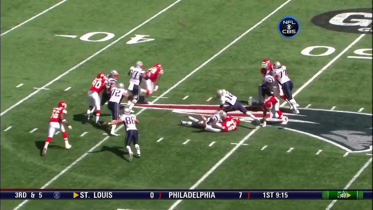 Tom Brady Torn ACL Injury (HD)