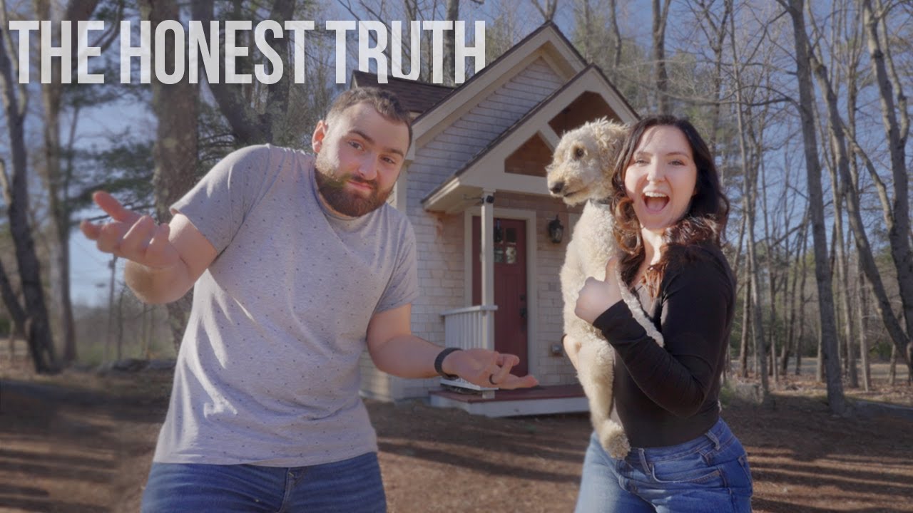 Realities of Living in a *tiny* Tiny House - 5 Pros & 5 Cons