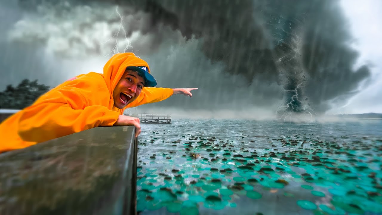 FURACÃO NICOLE esta CHEGANDO na MINHA CIDADE dos ESTADOS UNIDOS
