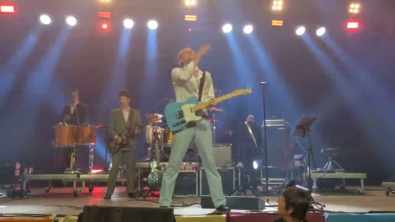 Daan - Housewife  - Festival Dranouter 2023