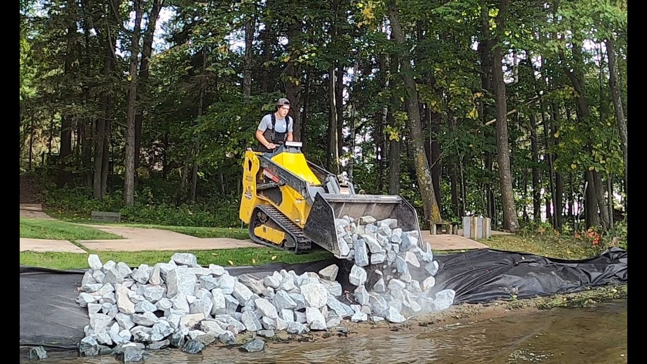 Blue Rock Shoreline Install *TIMELAPSE* (Wacker Nueson SM100 Rip-Rap Install)