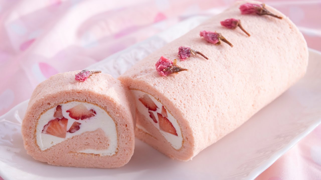 さくらロールケーキの作り方 Sakura Roll Cake｜桜と苺のシフォンロールケーキ🌸【卵2個・型不要】米粉でも薄力粉でもOK🌸SAKURA and strawberry  roll cake