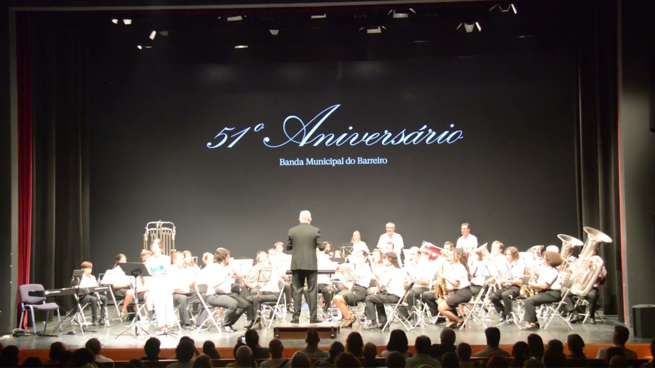 Theme from New York, New York, arr. Frank Cofield, com a cantora Maria Inês Saraiva