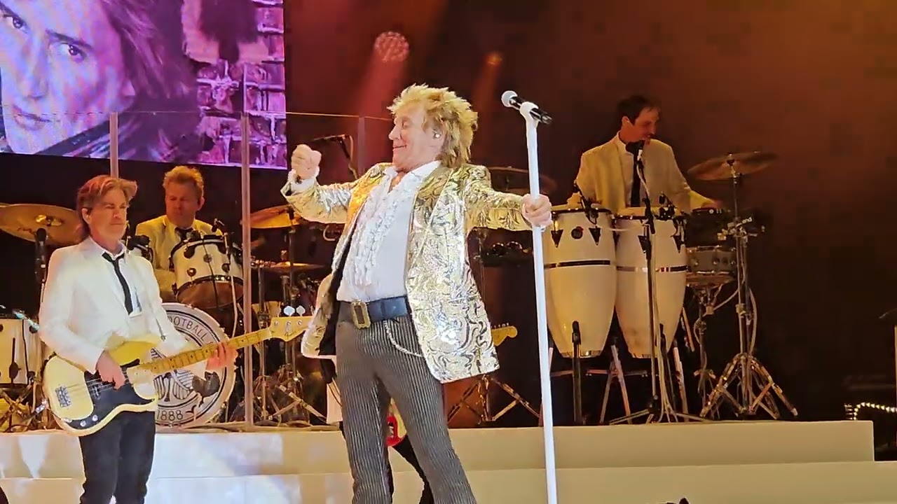 Rod Stewart- Infatuation. Raleigh, NC 7/8/25