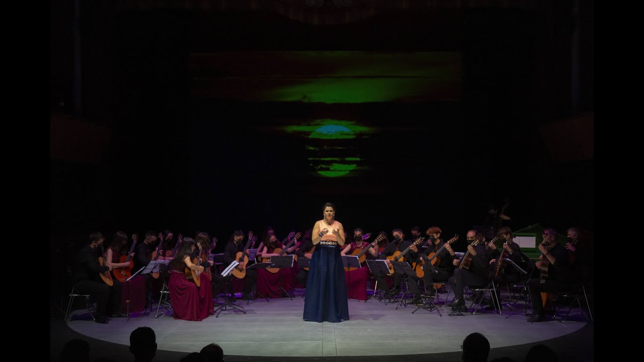 AVE MARIA TANTI ANNI PRIMA PIAZZOLLA LUCIA ESCRIBANO ORQUESTA DE GUITARRAS DE ALBACETE SUB IT ESP