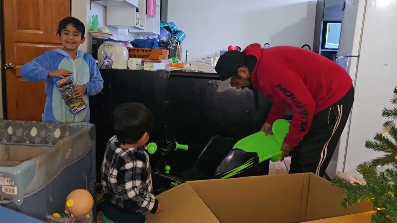 QUEDARON IMPRESIONADOS POR LOS REGALOS QUE LES DEJARON  LOS SANTOS REYES 🤭