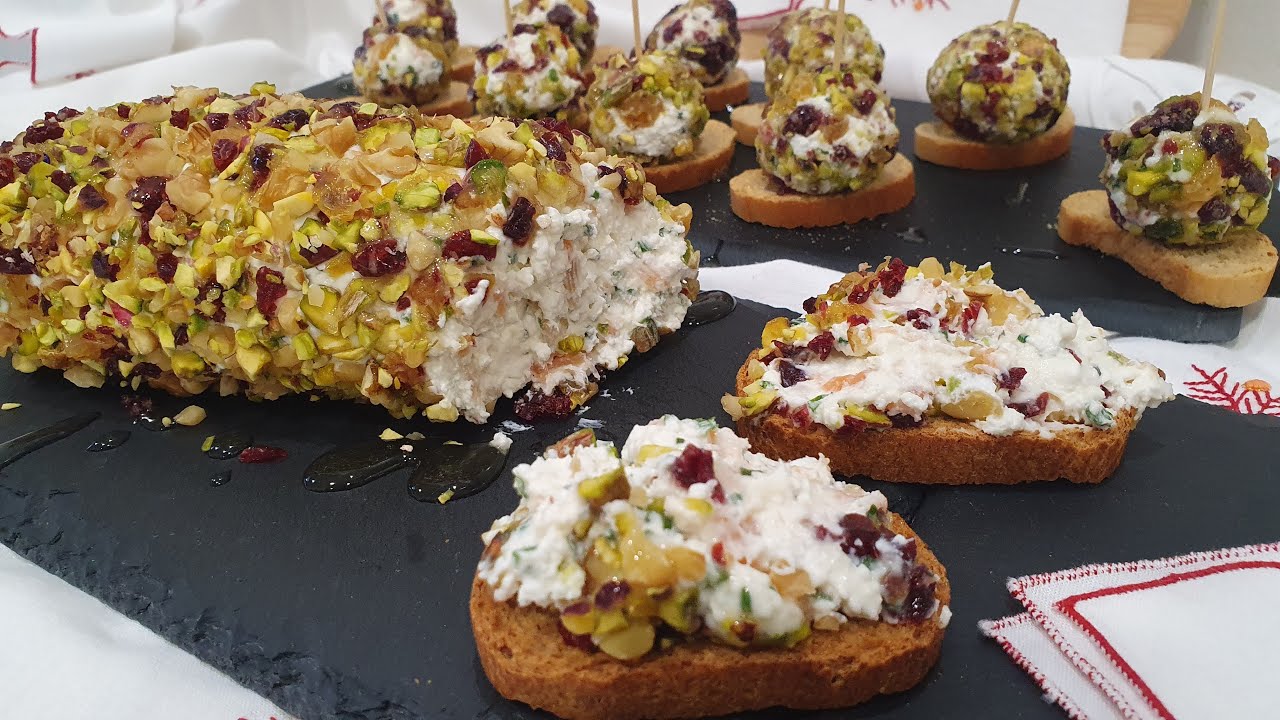 Bombones de QUESO Y JAMÓN y rulo de QUESO Y SALMÓN AHUMADO
