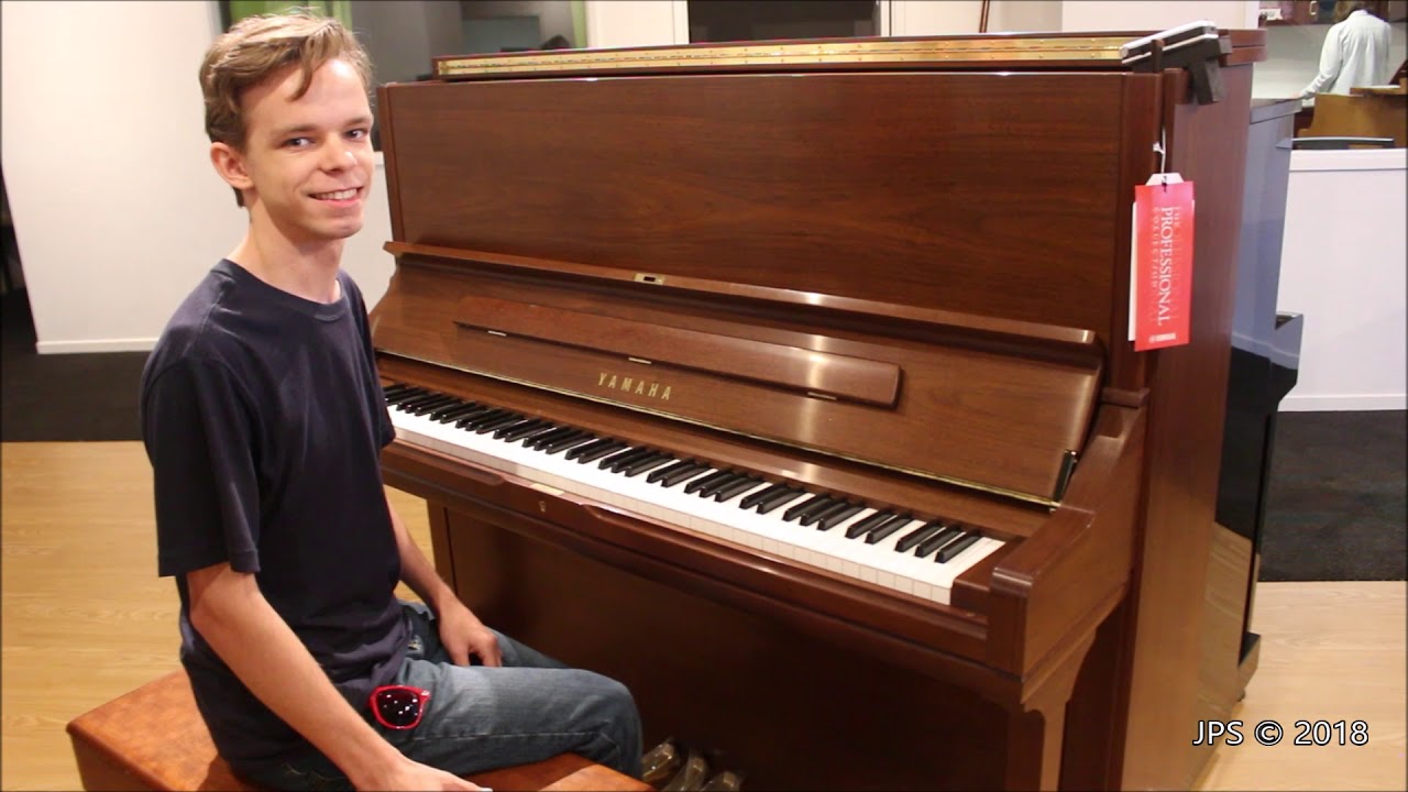 Yamaha U3 Вертикаль