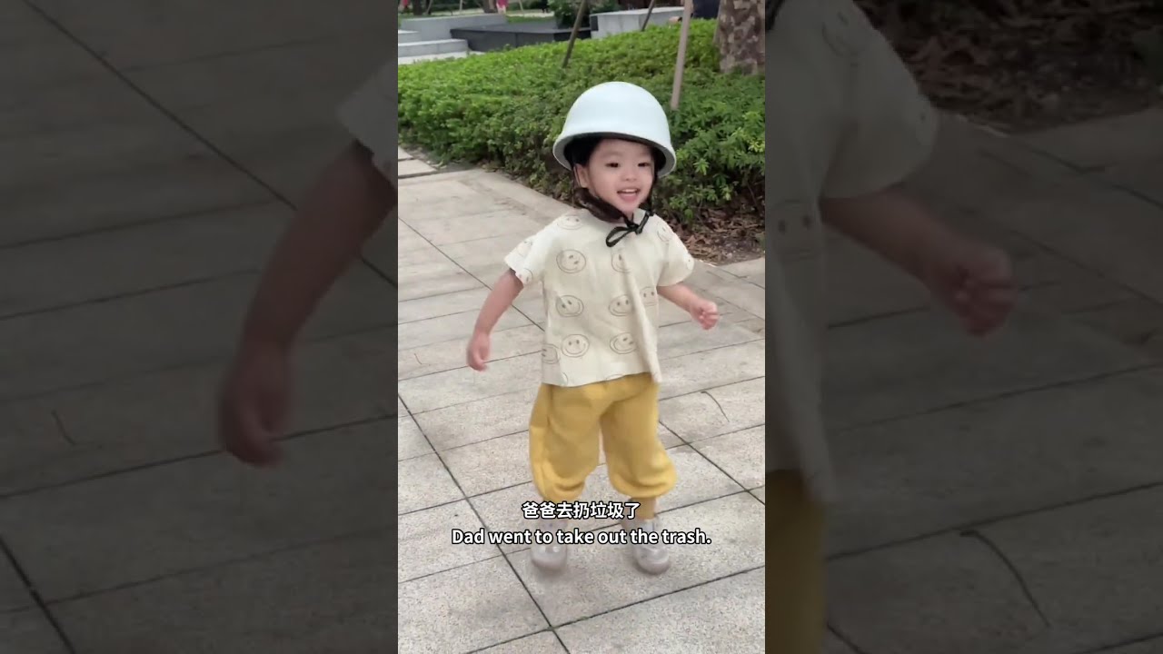 Lewen宝宝装扮成baby宇航员，穿“宇航服”去科学馆好可爱！和爸爸妈妈撒娇的时候最可爱了～@潘爸乐文vlog｜baby lewen&pan#dadlife#babyboy