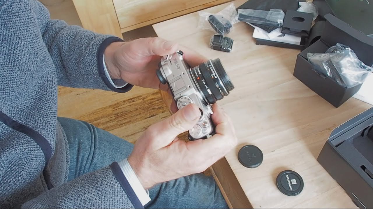 Rozbalujeme Olympus PEN F