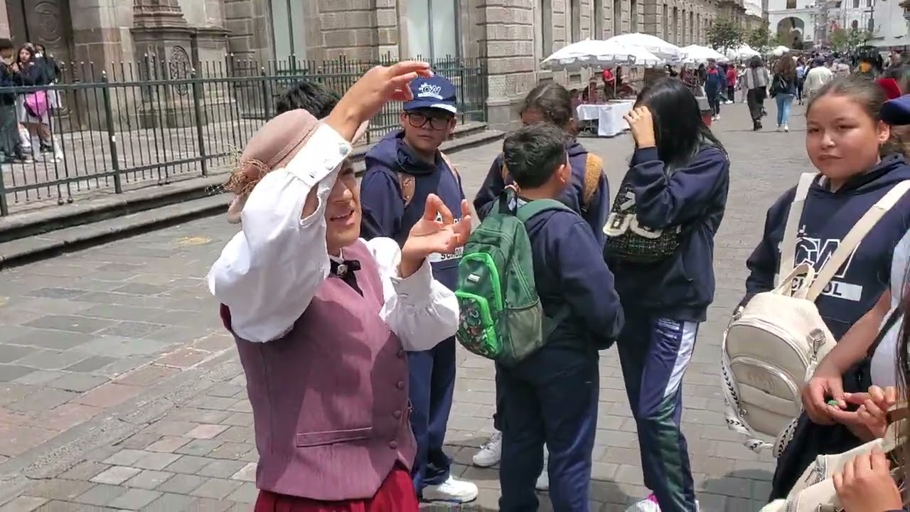 Quito la Capital de Ecuador 🇪🇨 sus Iglesias y su Metro