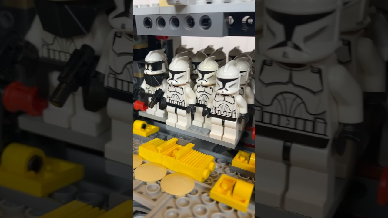 Сколько минифигурок-клонов поместится в Turbo Tank 2010 года?! 