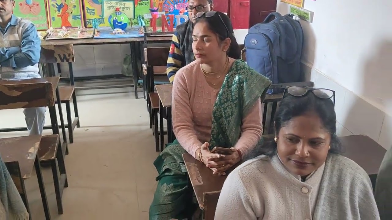 संकुल कार्यशाला में बच्चों की स्वागत गीत प्रस्तुति 🎉🌹