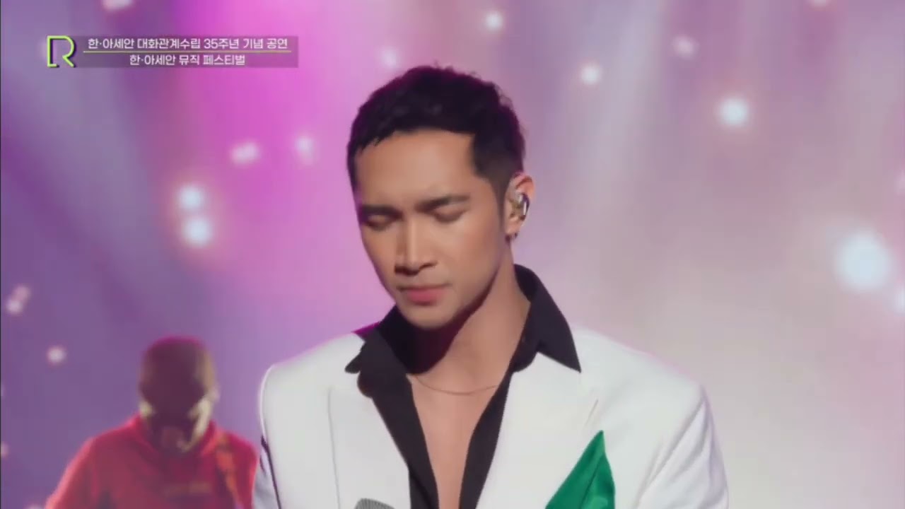 Rizal Rasid - Cukup (Asean-Korea Music Festival ROUND)