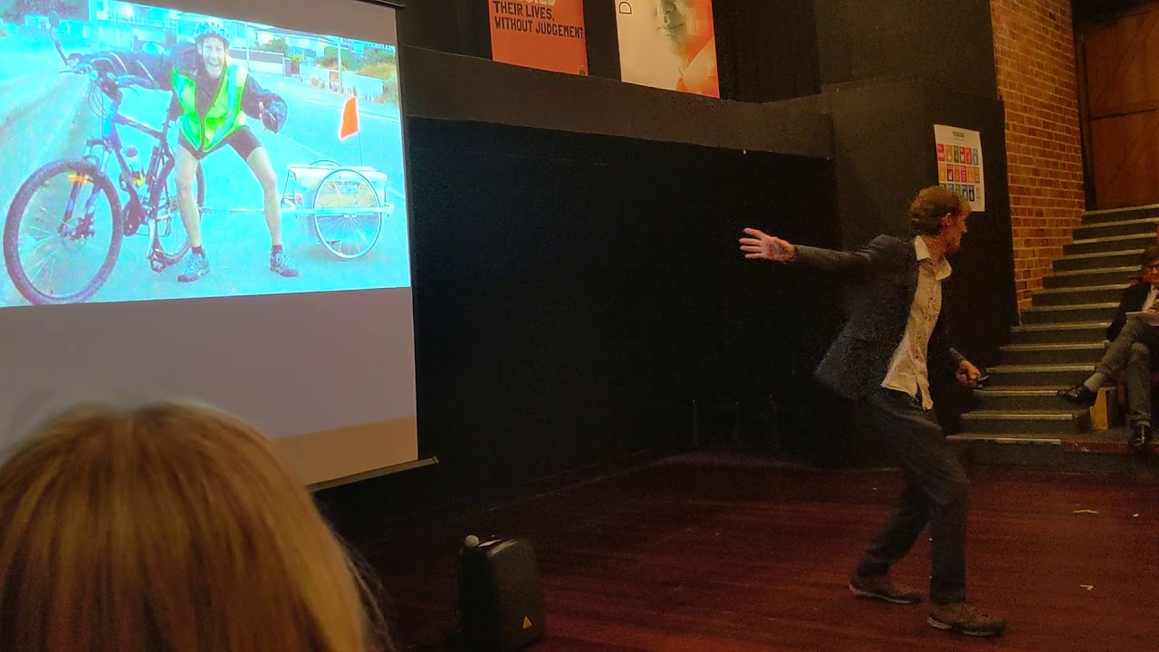 D'Arcy Lunn (Founder of Teaspoons of Change) - SEVENTEENx talk