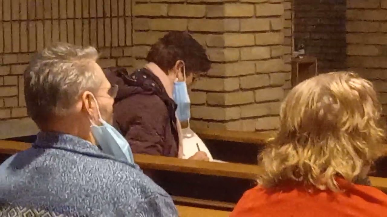 Christmas concert during C19. Masks and social distancing included.