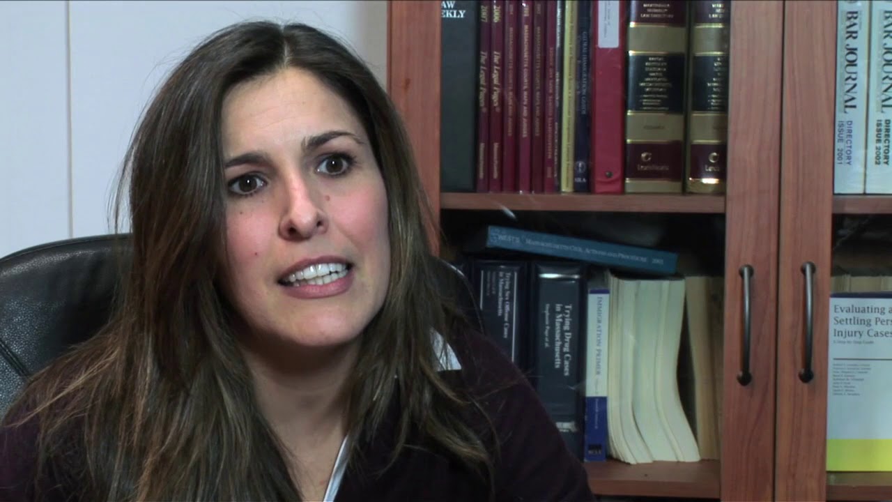 Nieves Rios: demanda a RMV