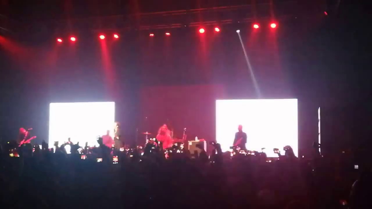 Black Butterflies & deja vu - The Maine in Manila 2017