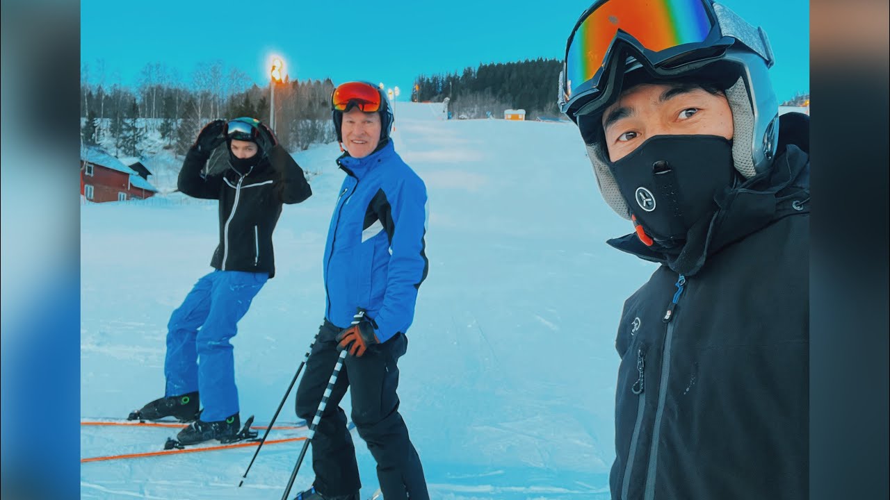 Evening skiing in Hafjell Alpine Centre