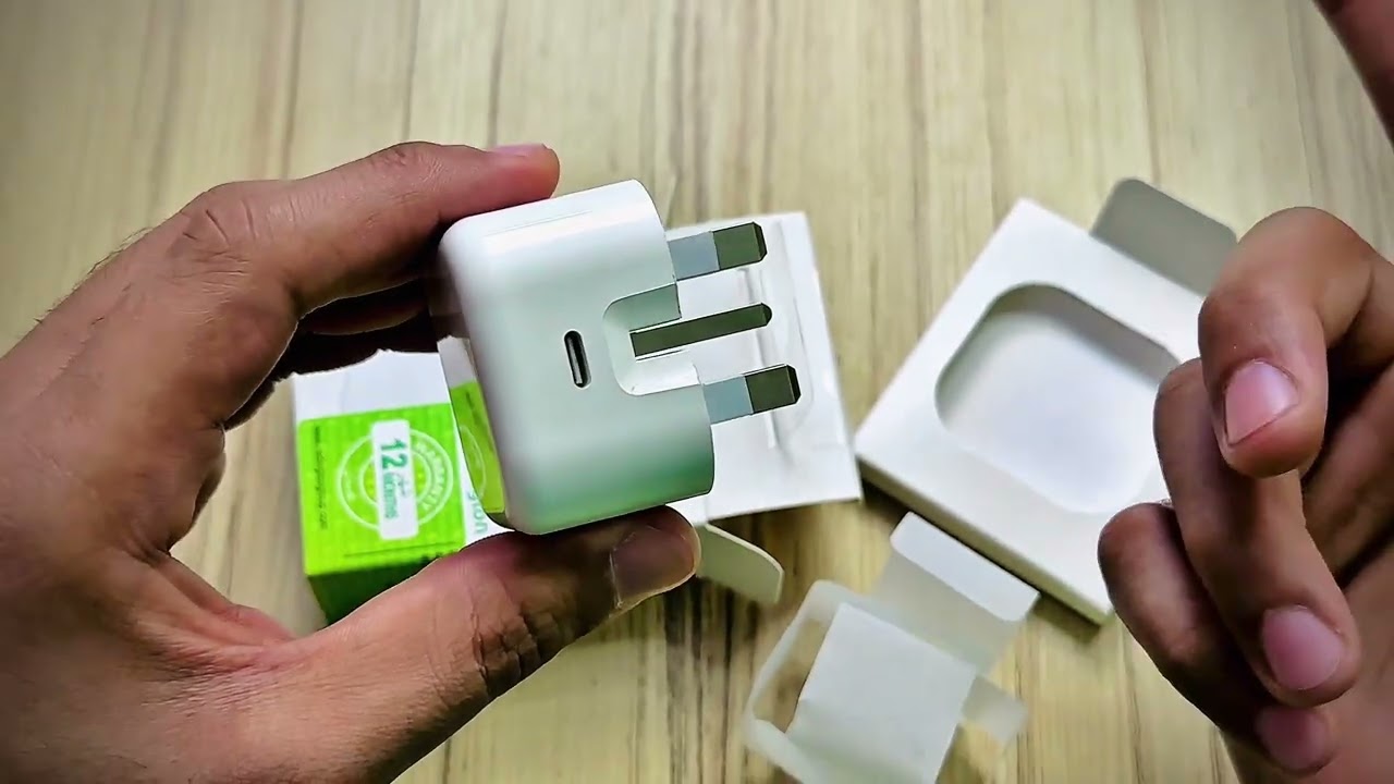 Pakistan Ka Qaumi Charger 😂 | Apple 20W USB-C Power Adapter 