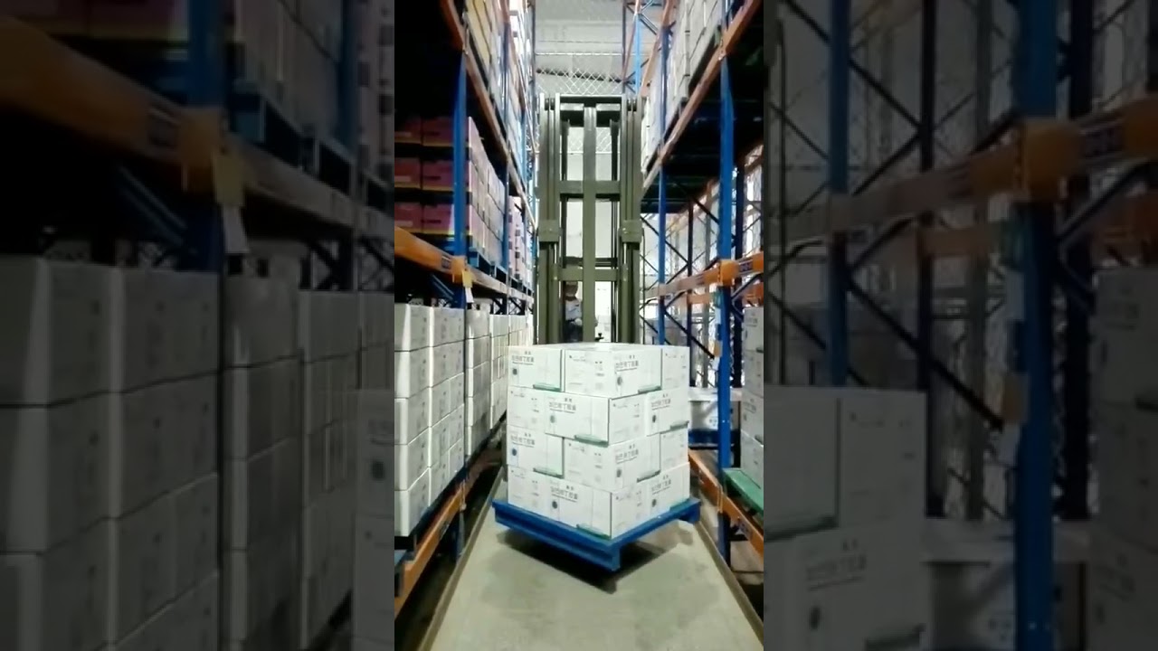 Narrow Aisle 3 way forklift trilaterals forklift Warehouse for construction machinery and tools VNA