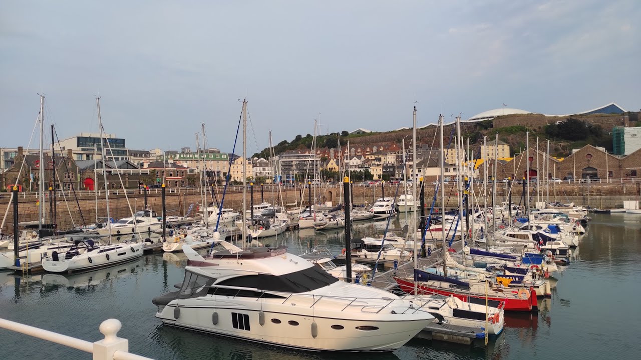 Sailing Guernsey to Jersey
