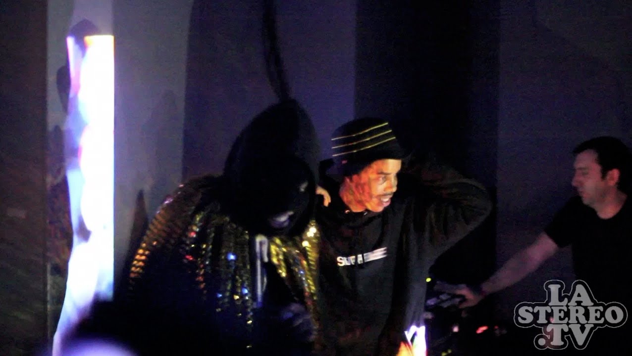 CAPTAIN MURPHY X EARL SWEATSHIRT Live 