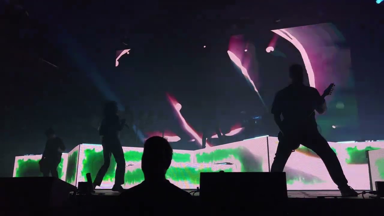 Bring Me The Horizon - Itch For The Cure + Kingslayer (Live in München 2023 / Front Row / 4K)