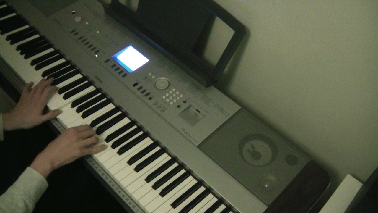 Leevi and The Leavings - Kyykyssä - Piano Cover