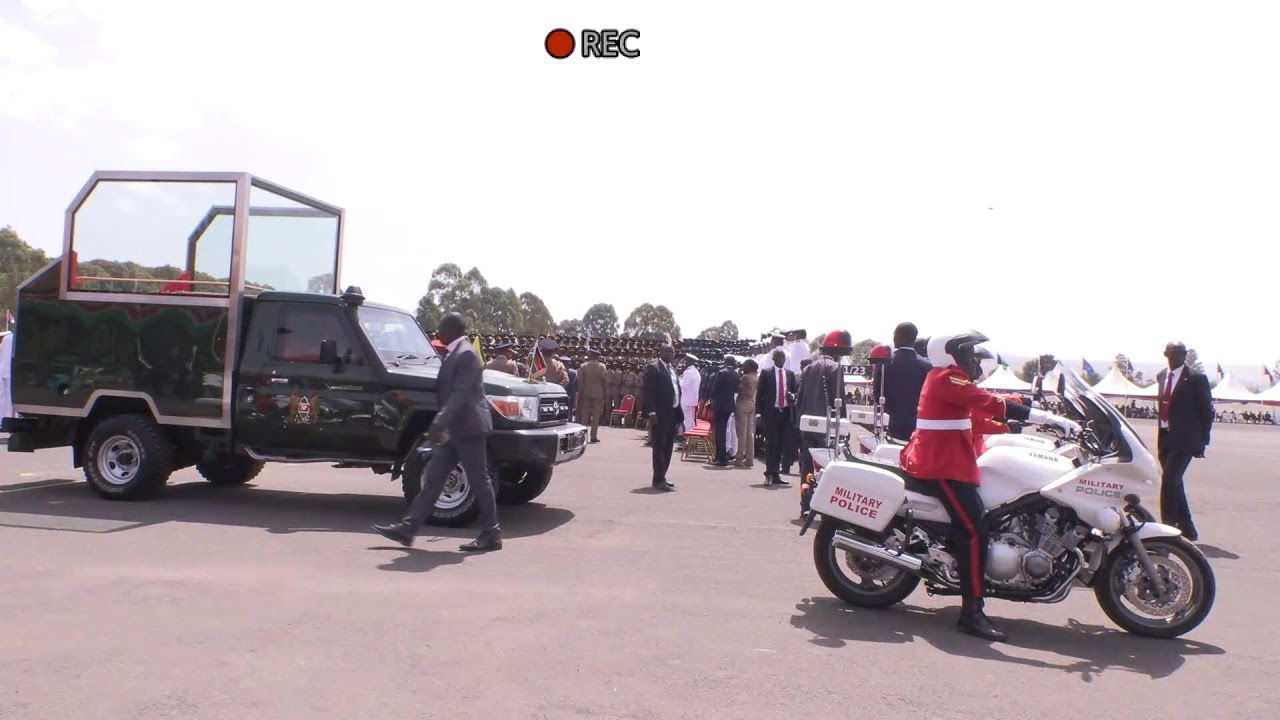 Commissioning Parade for General Service Officer Cadets intake 10/23 and Graduates intake 41/23