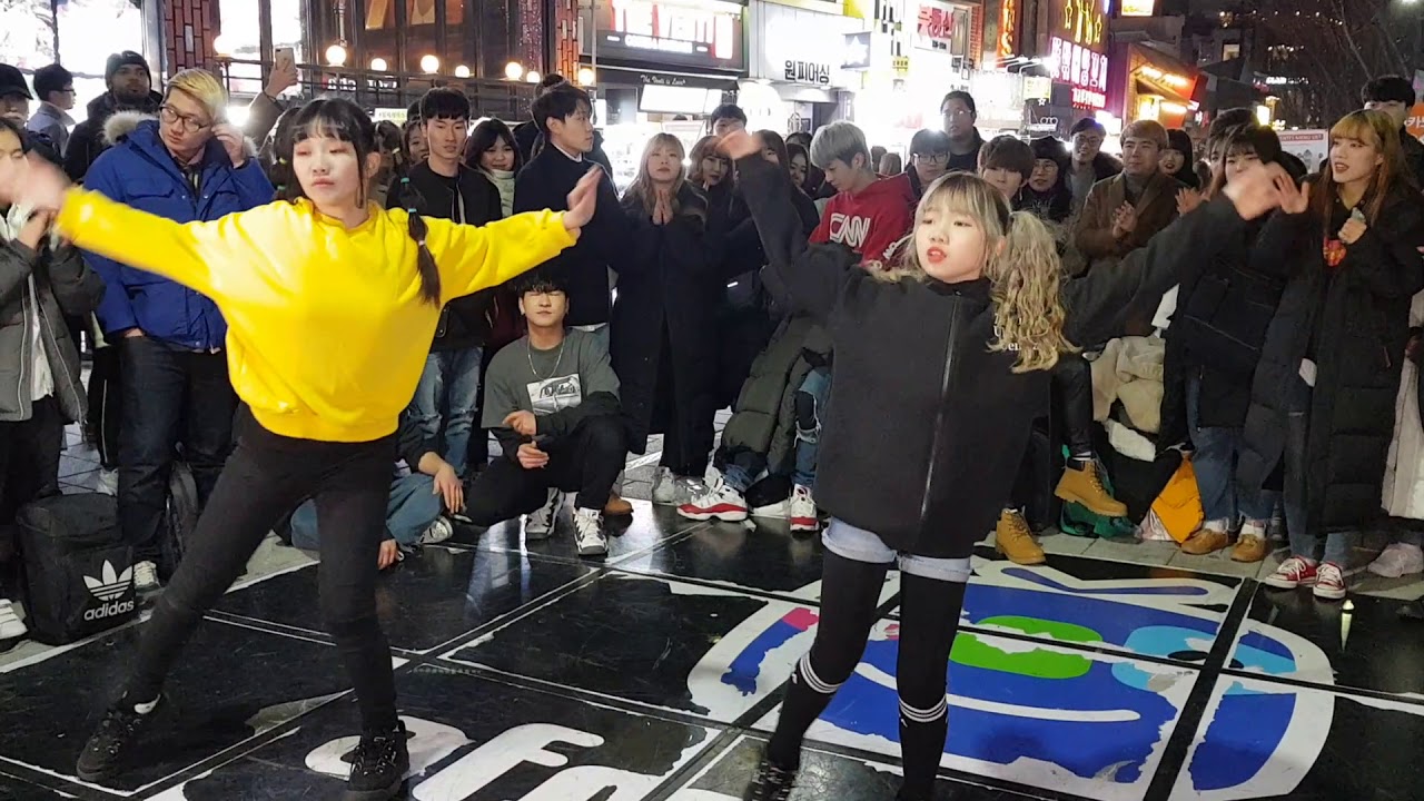 181215 셀럽파이브 - 춤추는 곰돌 홍대 버스킹 직캠ㅣCeleb Five - AF STARZ Hong-dae busking fancam