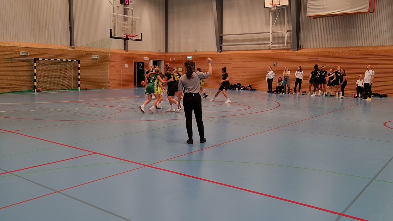 2021-09-25 SBC U16 N1 AIK Basket @ Alvik