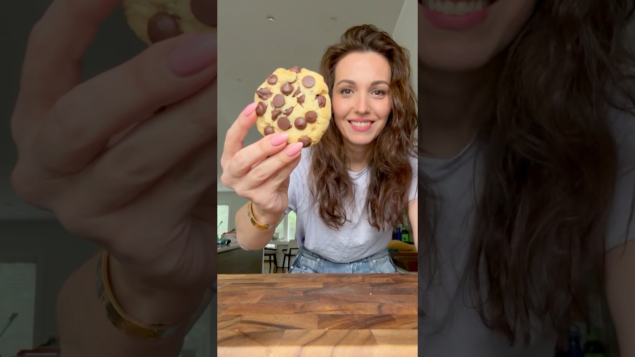 I can&rsquo;t stop making these 6 Ingredient Almond Flour Chocolate Chip Cookies #shorts